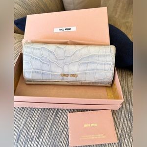 Miu Miu Wallet with box